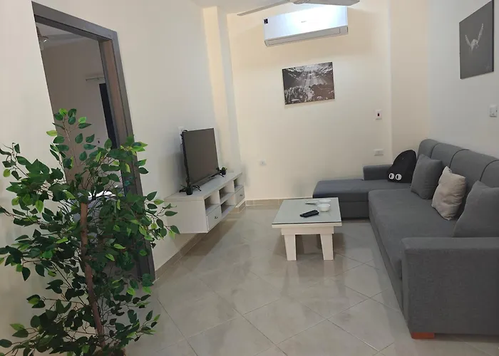 Bayt Hassan S18 - Fabulous Roof 1 Bedroom Gurdaka